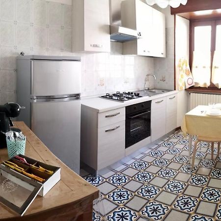 Casa Brunella โลนาโต ภายนอก รูปภาพ